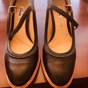 Clark’s Ellis Mae black combi